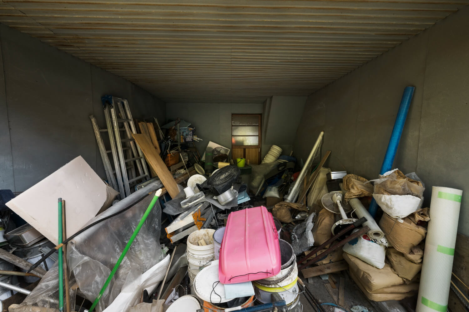 garage clean out Professional garage clean-out and junk hauling services in the San Francisco Bay Area by All Seasons Gardening Services, removing unwanted household items and debris.
